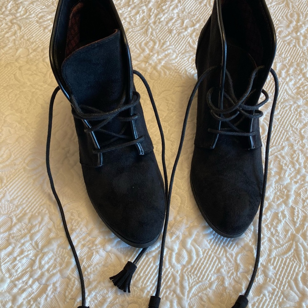 Madden Girl Wedge Ankle Boots - Picture 6 of 13